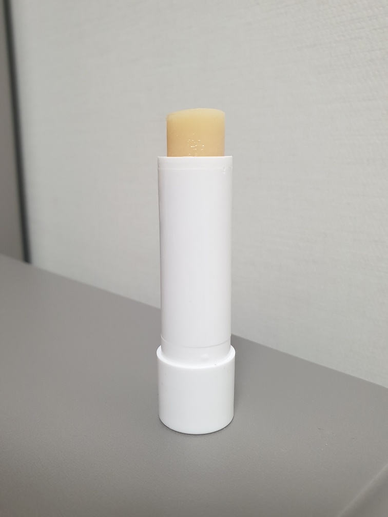 바이빠세 (BYPHASSE) 하이드레이팅 립밤 review image