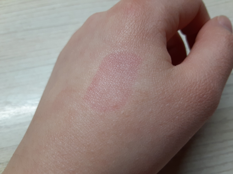 医生解决方案温和粉红色美白防晒霜[SPF40/PA+++]的真实用户使用照片