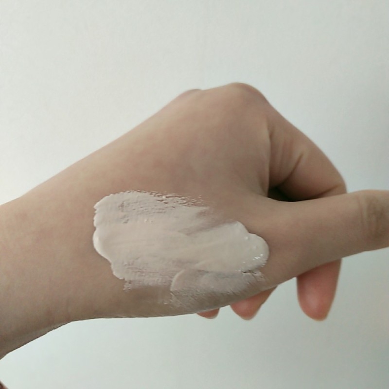 每日防晒霜 [SPF50/PA+++]的真实用户使用照片