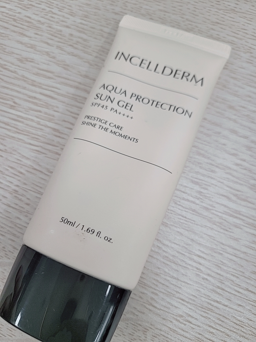 Real user review photo of Aqua Protection Sun Gel [SPF45/PA++++]