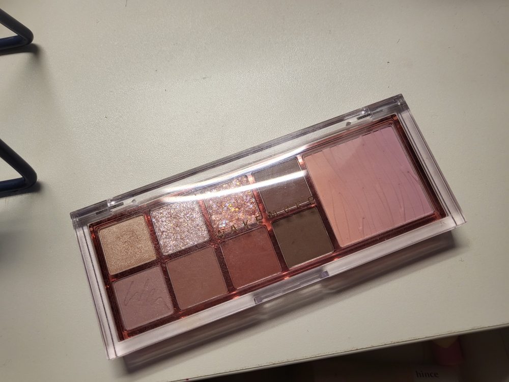 웨이크메이크 (wakemake) 믹스 블러링 아이팔레트 [01 오키드모브] review image