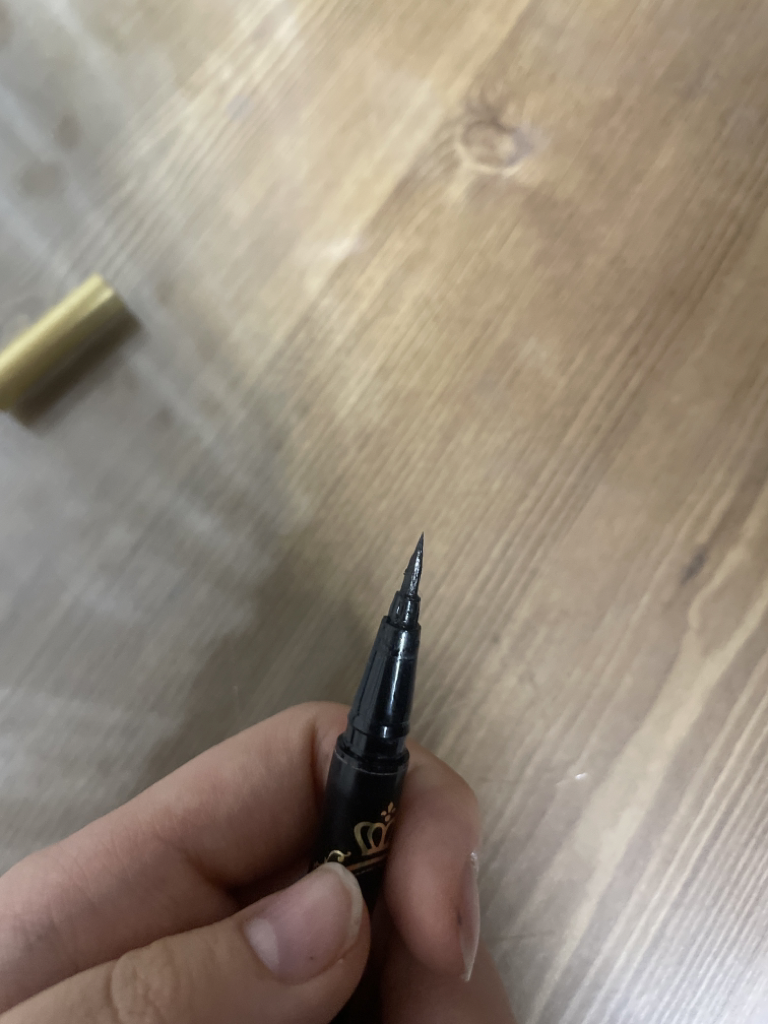 Real user review photo of HeroineMake Smooth Liquid Eyeliner P [01 Deep Black]
