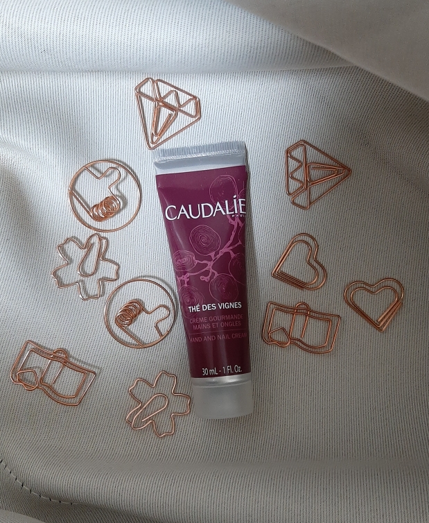 CAUDALIE Hand and Nail Cream Te de Vigneux review image
