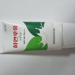 MACQUEENNEWYORK 白色牛奶美白防晒霜 [SPF50+/PA++++] common.review image