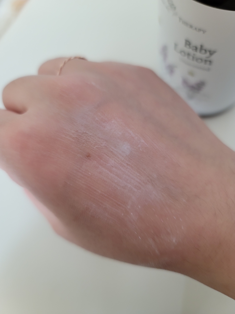 大容量婴儿宝宝乳液[桃花香]的真实用户使用照片