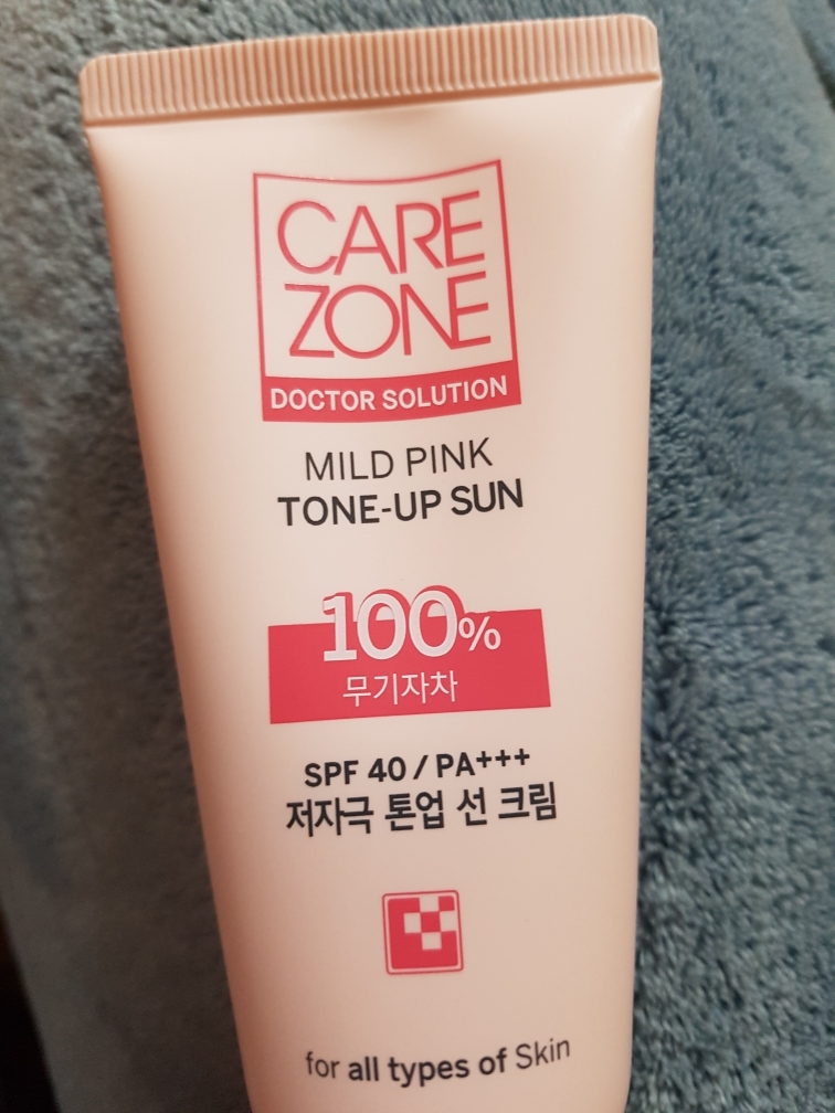 医生解决方案温和粉红色美白防晒霜[SPF40/PA+++]的真实用户使用照片