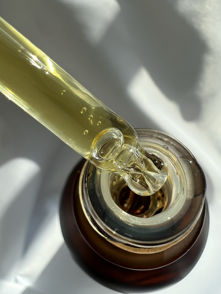 MARY&MAY Idebenone 1000ppm + Blackberry Complex 20% Serum review image