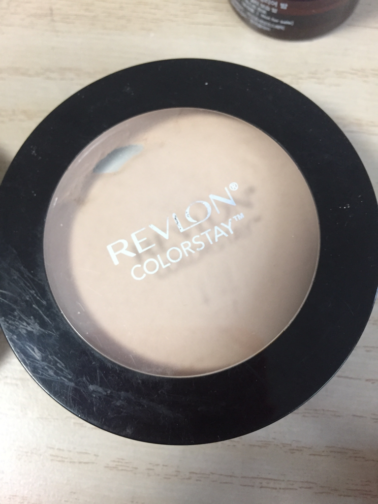 REVLON 色彩持久定妆粉 [820 浅色] common.review image