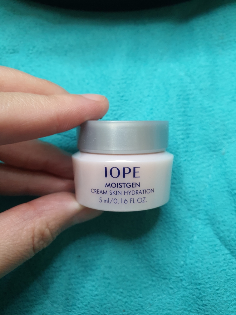 아이오페 (IOPE) 모이스트젠 크림 스킨 하이드레이션 review image