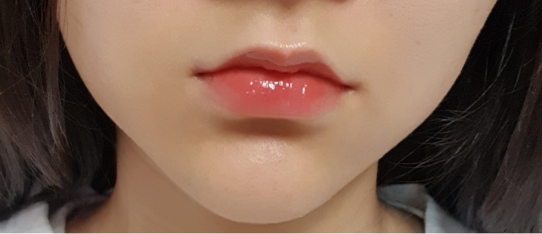 맥퀸뉴욕 (MACQUEENNEWYORK) 볼륨픽스 에센셜 립오일 review image