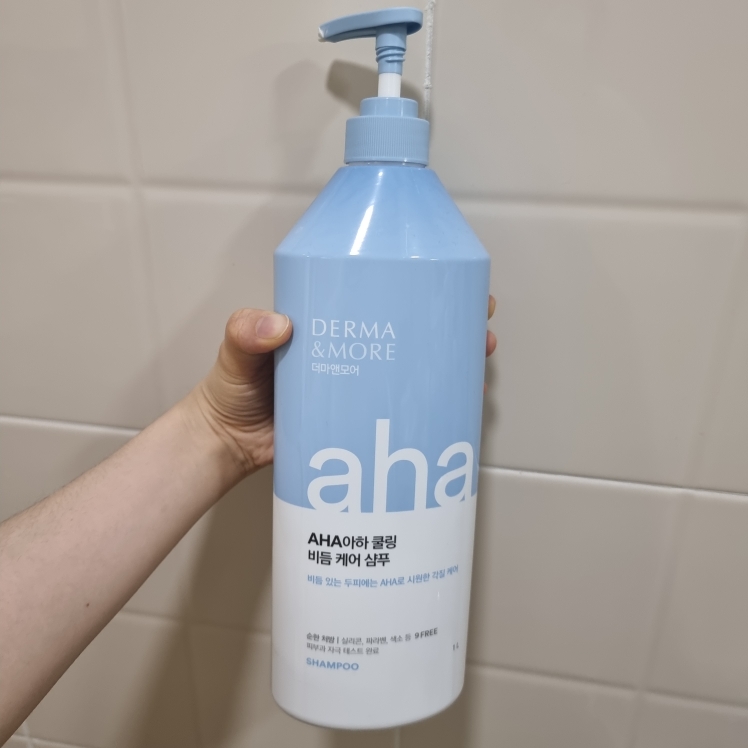 DERMA&MORE Aha Cooling Dandruff Relief Shampoo review image