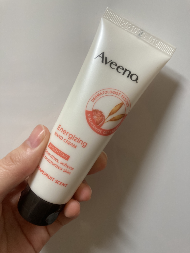 Real user review photo of Energizing Hand Cream [Grapefruit Fragrance]