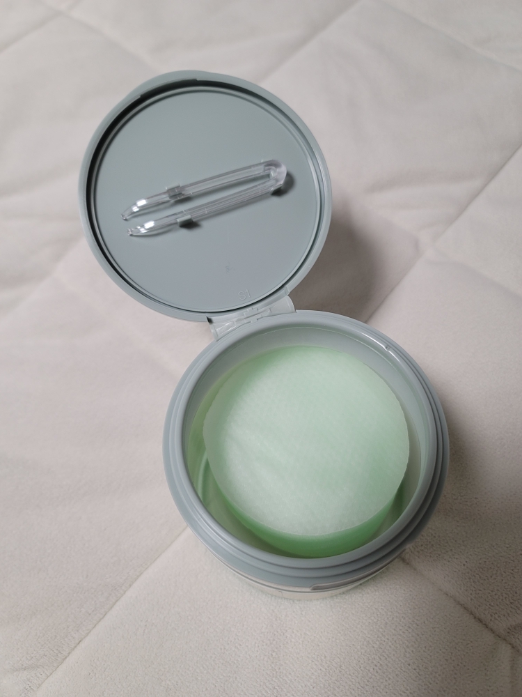 温和保湿面膜的真实用户使用照片