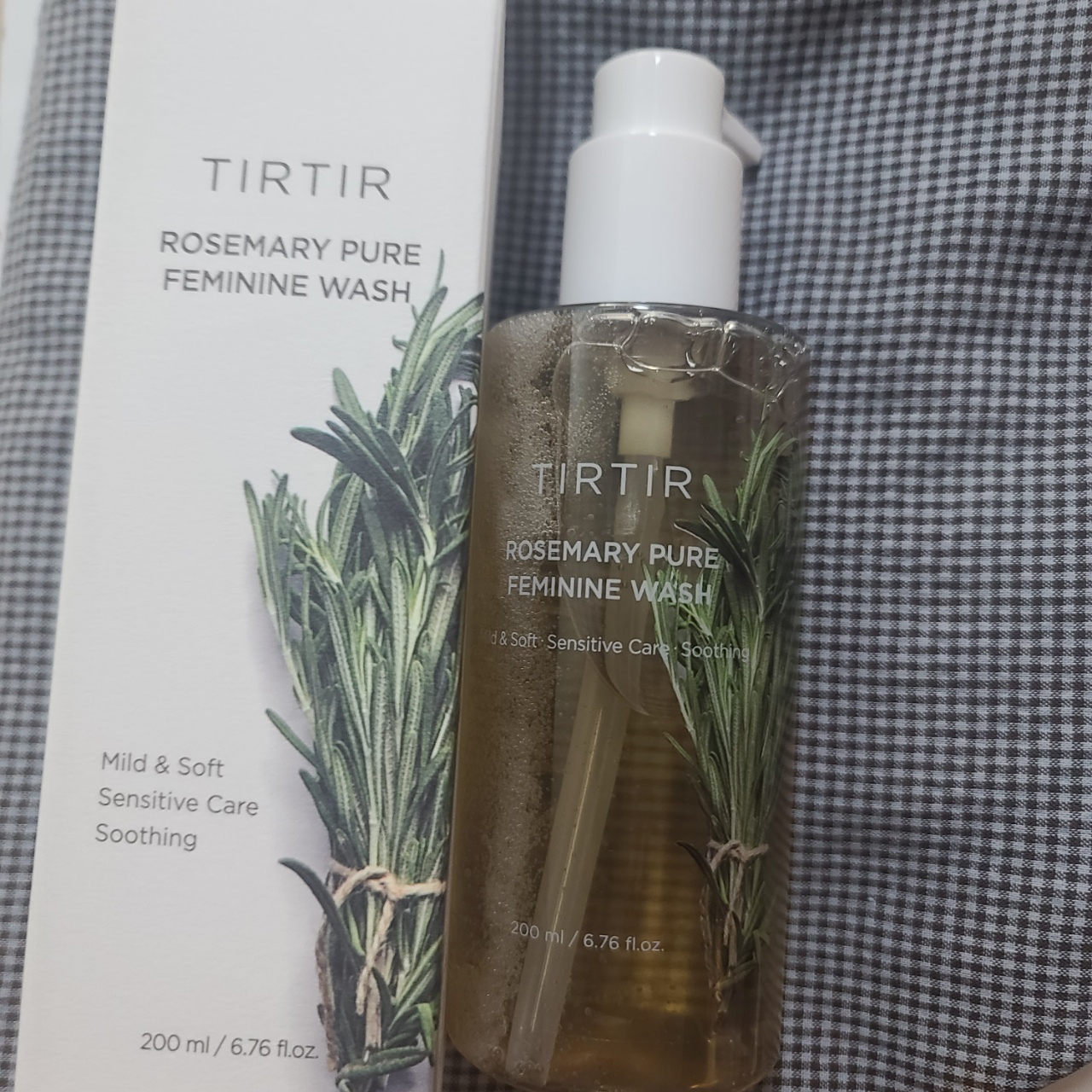 티르티르 (TIRTIR) 순 로즈마리 페미닌 워시 review image