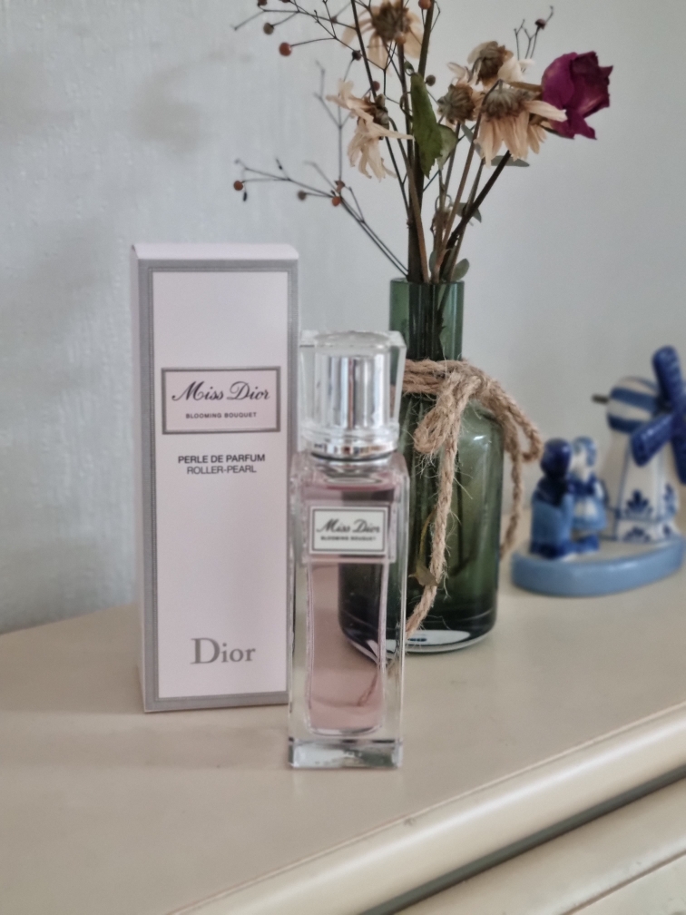 Dior Blooming Bouquet Roller Dior Perle De Parfum Roller Pearl