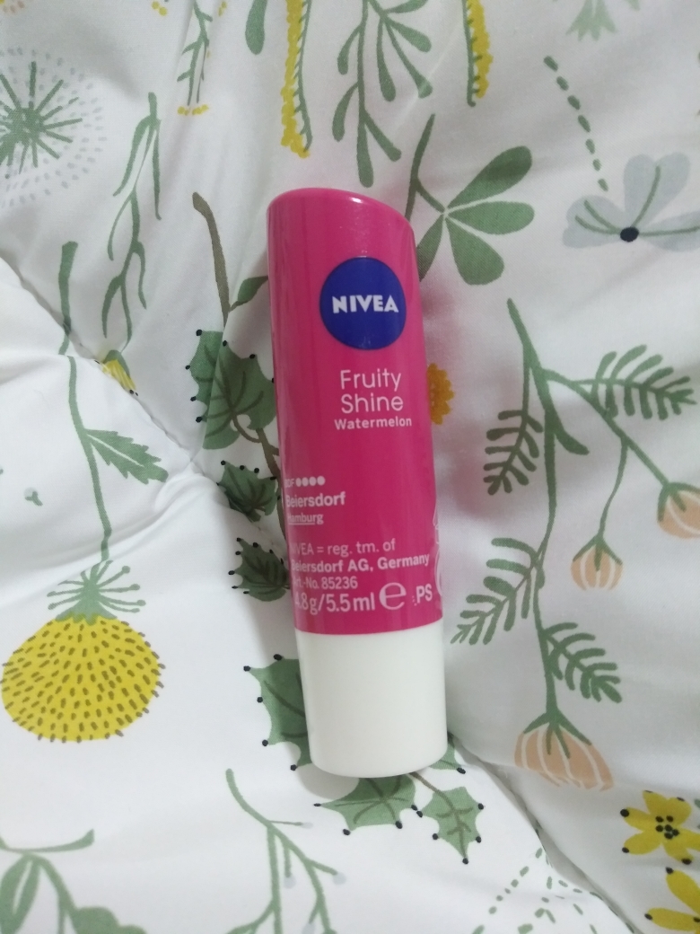 NIVEA Watermelon Shine review image