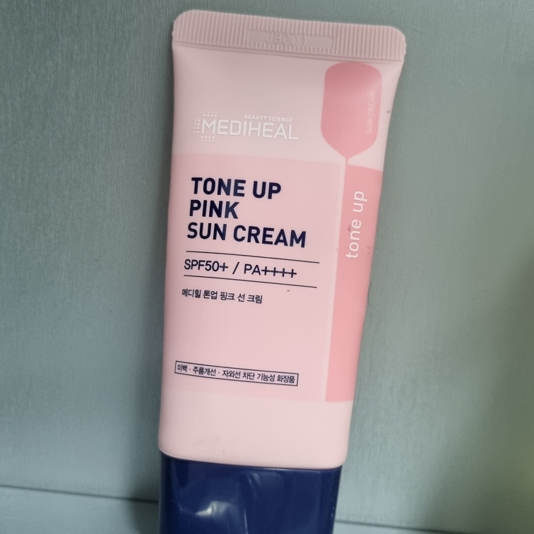 메디힐 (MEDIHEAL) 톤업 핑크 선크림 [SPF50+/PA++++] review image