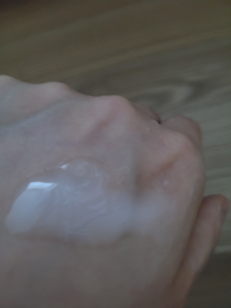 雪白纯净光采安瓶的真实用户使用照片