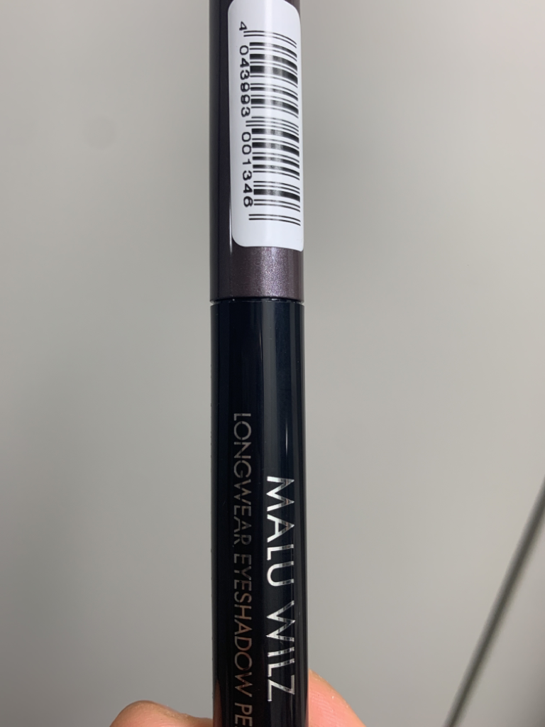 마루빌츠 (MALUWILZ) 롱웨어 아이섀도우 펜 [9호 퍼플그레이] review image