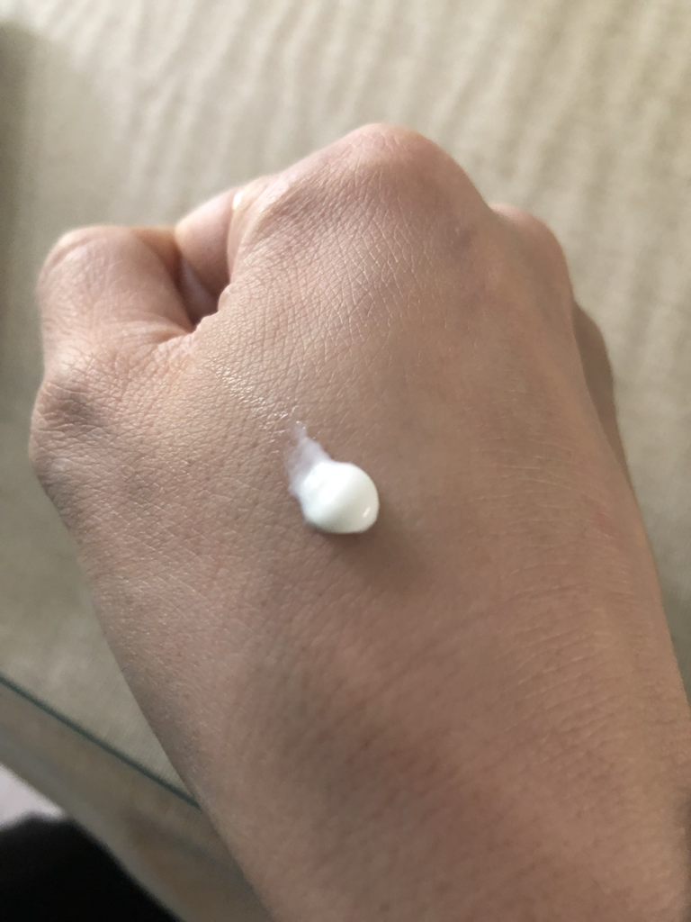 防晒水乳霜 [SPF50+/PA++++]的真实用户使用照片