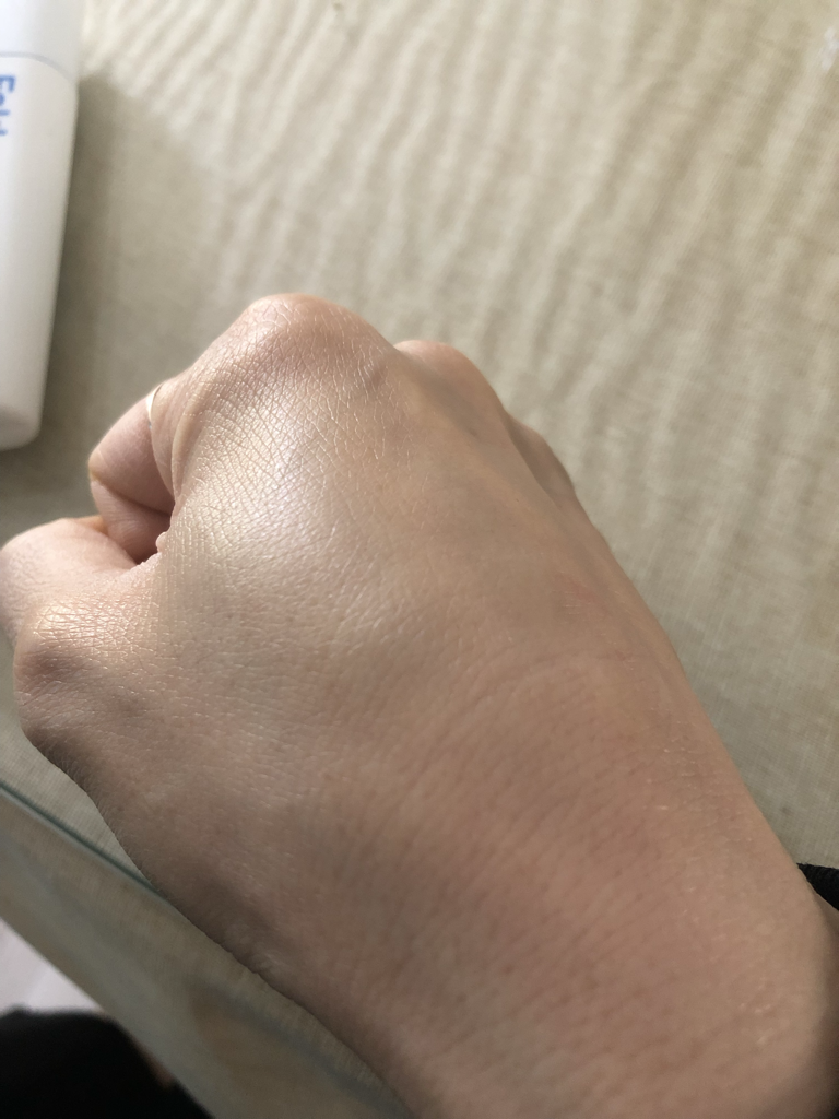 防晒水乳霜 [SPF50+/PA++++]的真实用户使用照片