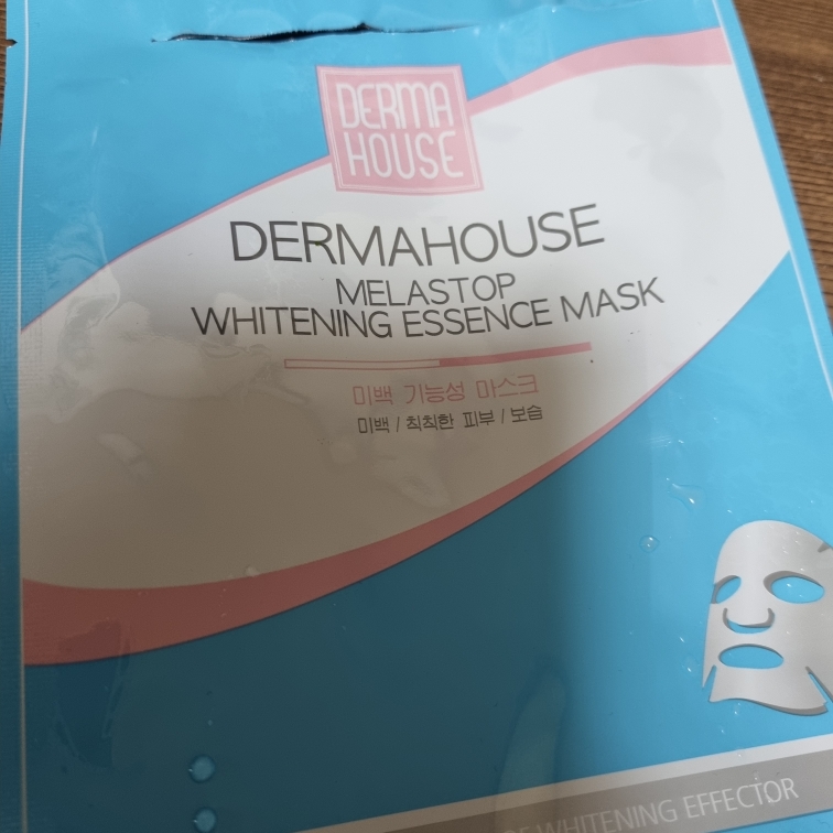 더마하우스 (DERMAHOUSE) 멜라스톱 화이트닝 에센스 마스크 review image
