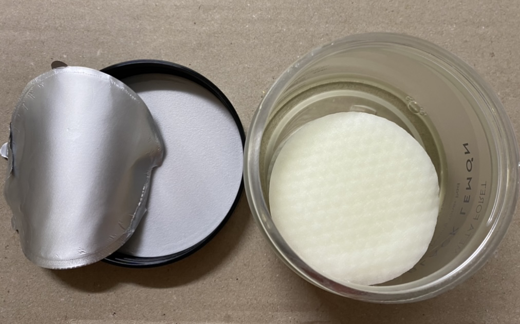 METAFORET Black Lemon Peeling Toner Pad review image