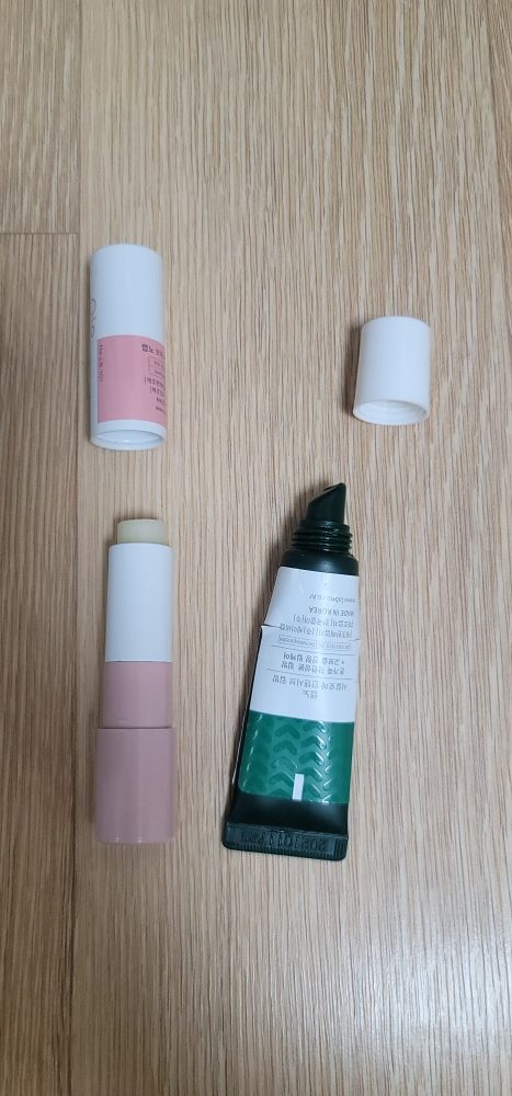 滋养唇膏的真实用户使用照片