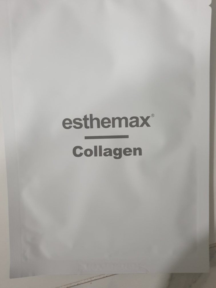 esthemax 胶原蛋白面膜 682 review image