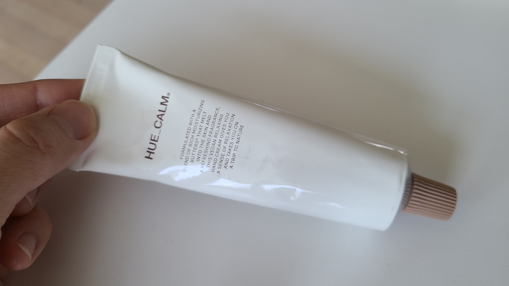 휴캄 (HUECALM) 비건 릴리프 핸드크림 review image