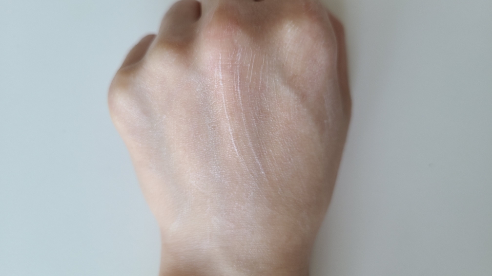 휴캄 (HUECALM) 비건 릴리프 핸드크림 review image