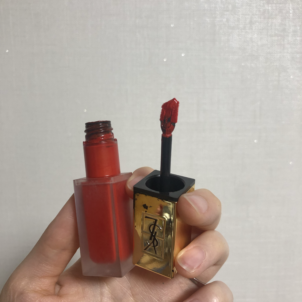 입생로랑뷰티 (YVESSAINTLAURENTBEAUTY) 따뚜아쥬 꾸뛰르 타투 틴트 [01 루쥬따뚜아쥬] review image