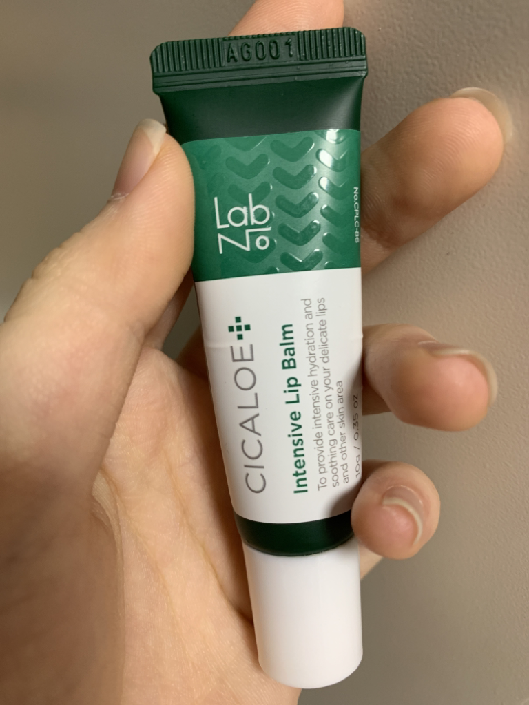 滋养唇膏的真实用户使用照片