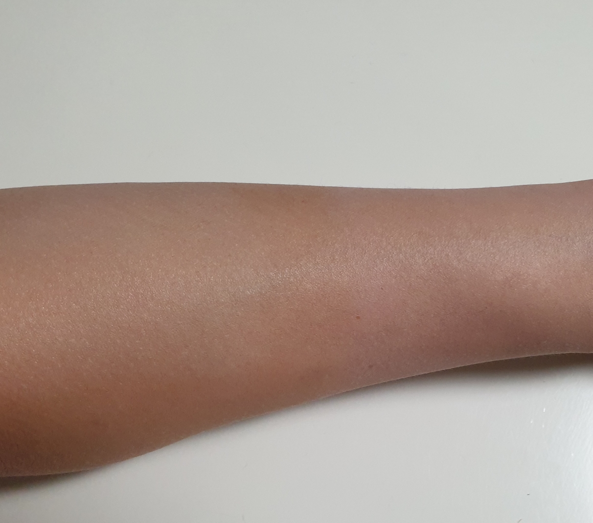 ALLIE Color Tuning UV [SPF50+/PA++++] [01 Purple] review image