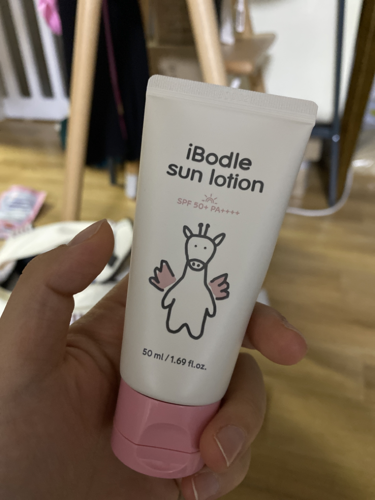 아이보들 (iBodle) 선 로션 [SPF50+/PA++++] review image
