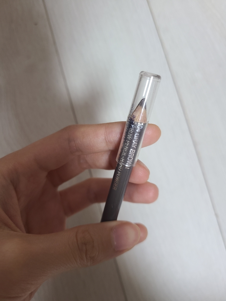 My Strong Eyebrow Pencil Hard Powder [04 Grave Brown]的真实用户使用照片