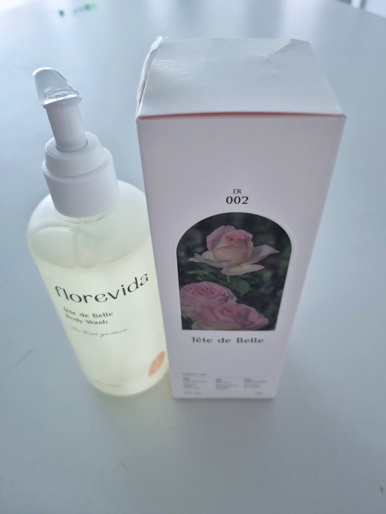 플로레비다 (florevida) 더로즈가드너 향기 좋은 비건 바디워시 [떼떼드벨르] review image