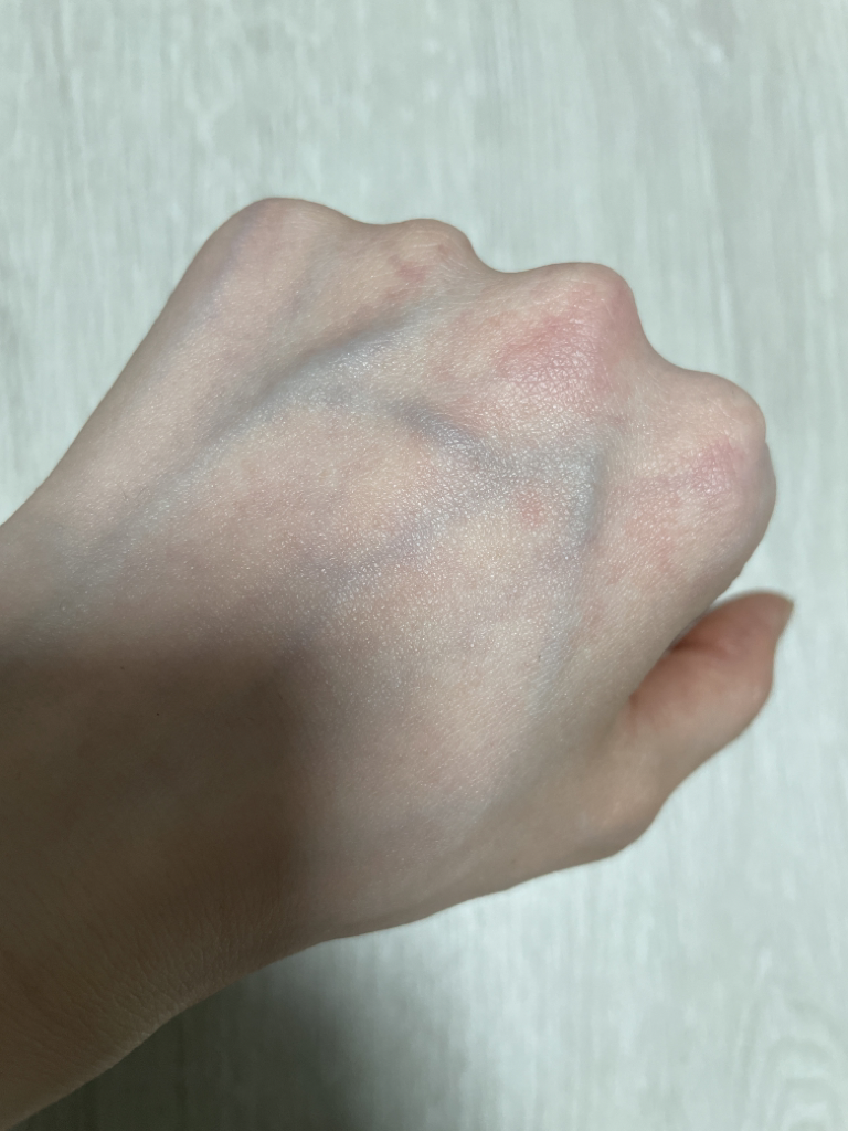 에드뷰 (EDVIEW) 무기자차 프로텍트 선크림 [SPF50+/PA++++] review image
