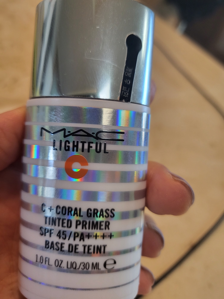 맥 (MAC) 라이트풀 C + 코랄 그라스 모이스처라이저 [SPF50/PA++++] review image