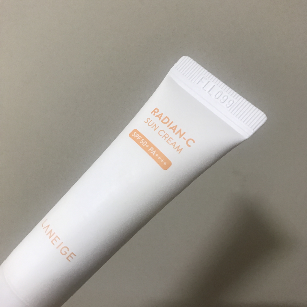 라네즈 (LANEIGE) 래디언씨 선크림 [SPF50+/PA++++] review image