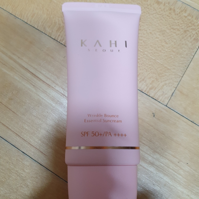 皱纹弹性精华防晒霜 [SPF50+/PA++++]的真实用户使用照片
