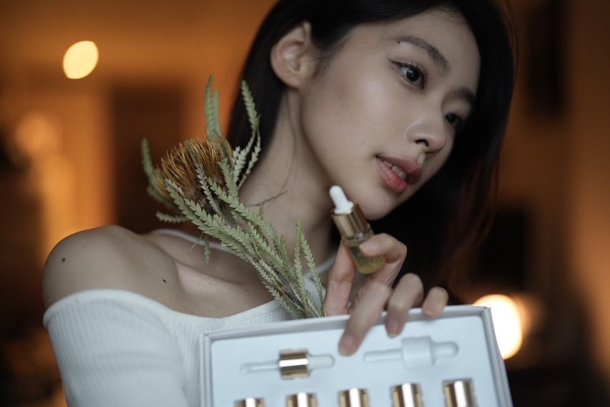 더하르나이 (The Harnay) 유자C 브라이트업 앰플 샷 review image