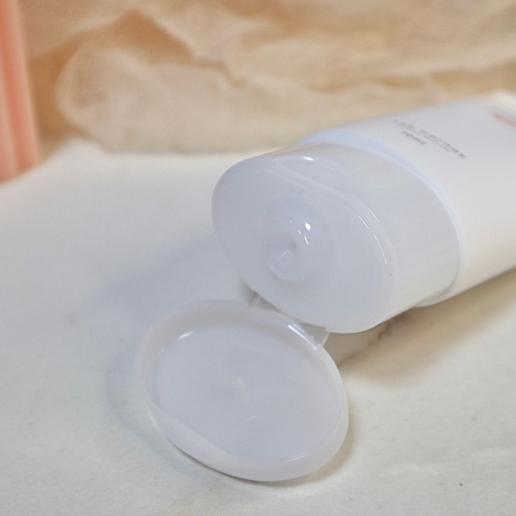UVA OUT 亮肤防晒霜 [SPF50+/PA+++]的真实用户使用照片