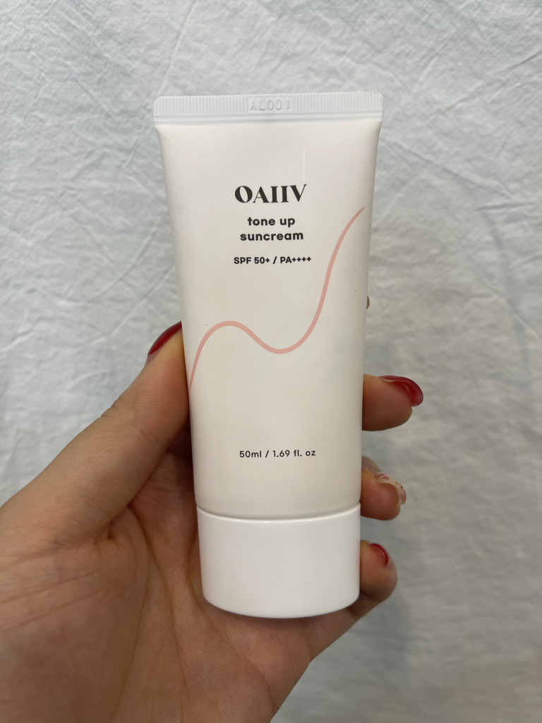 오아이브 (OAIIV) 에어리 톤업 선크림 [SPF50+/PA++++] review image