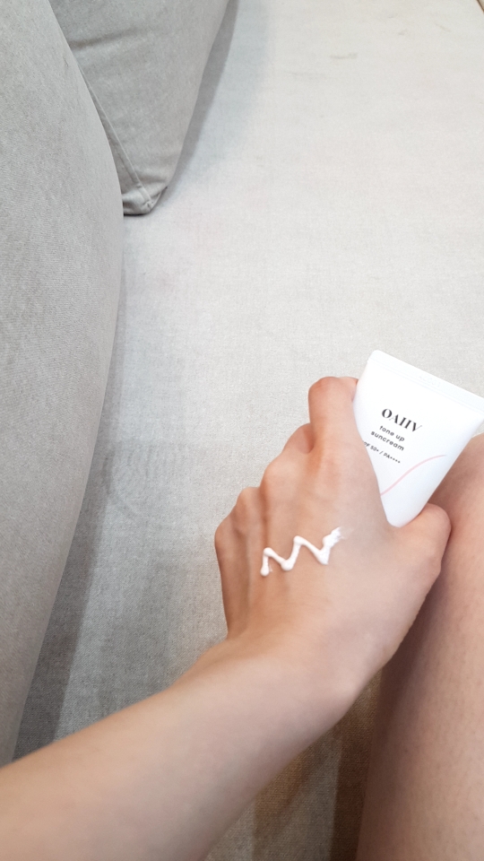 OAIIV 轻盈提亮防晒乳 [SPF50+/PA++++] common.review image