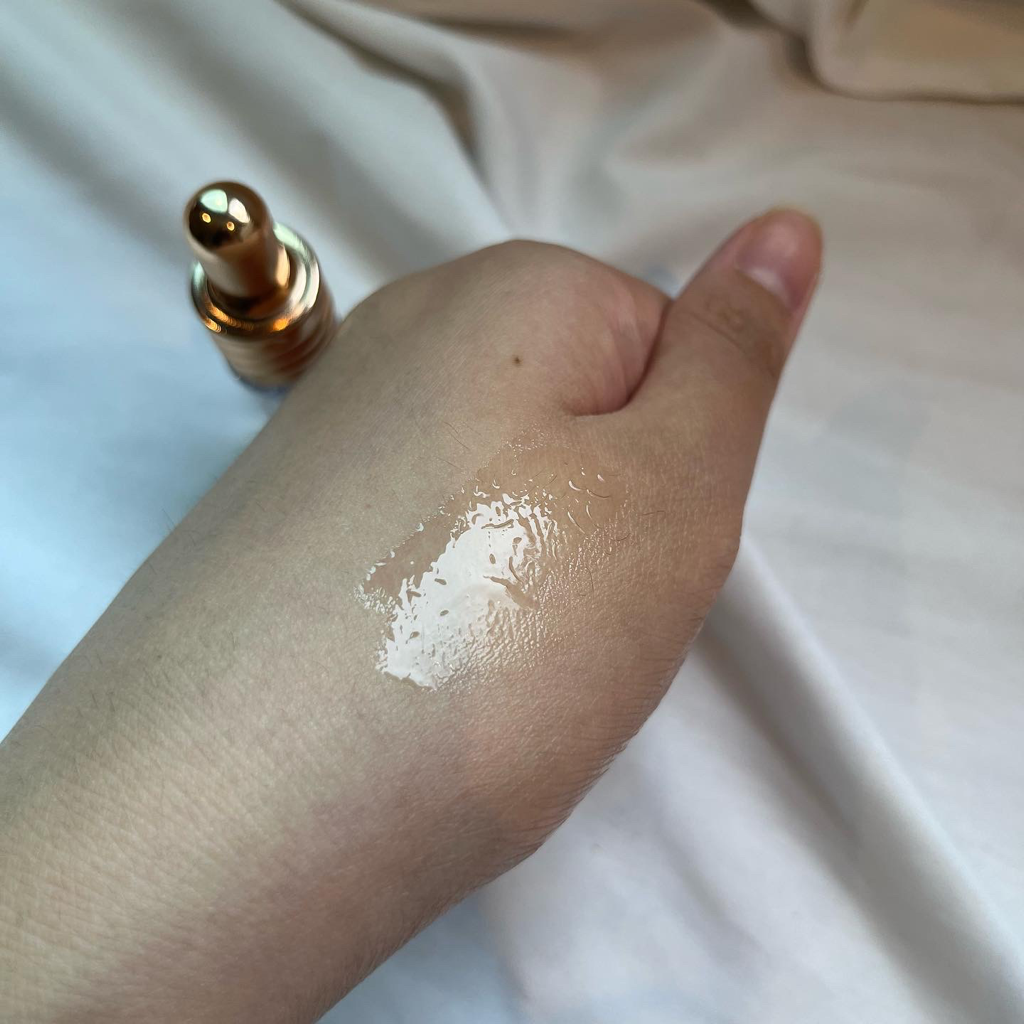 MACQUEENNEWYORK 容量修复精华润唇油 common.review image