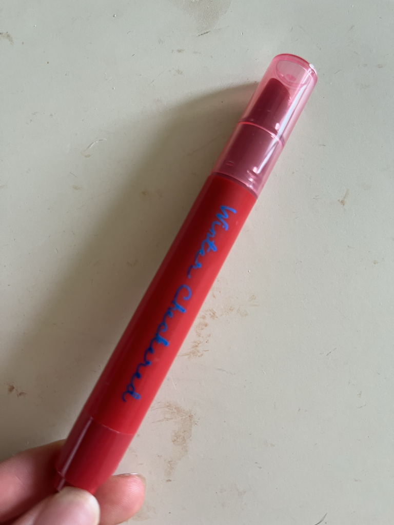 에뛰드 (ETUDE) 윈터 체크 컬렉션 시럽 글로시 밤 [#09 레드체크] review image