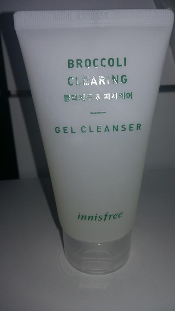 Real user review photo of Superfood Broccoli Clearing Gel Cleanser