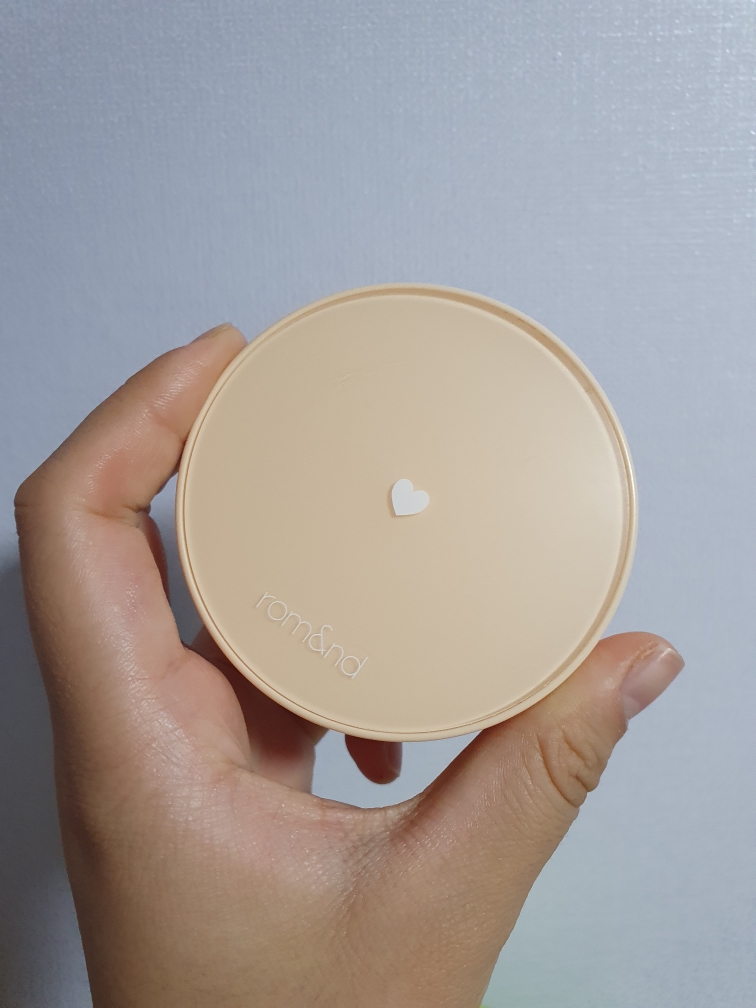 롬앤 (ROMAND) 베러 댄 매트 쿠션 [SPF50+/PA+++] [01 퓨어21호] review image