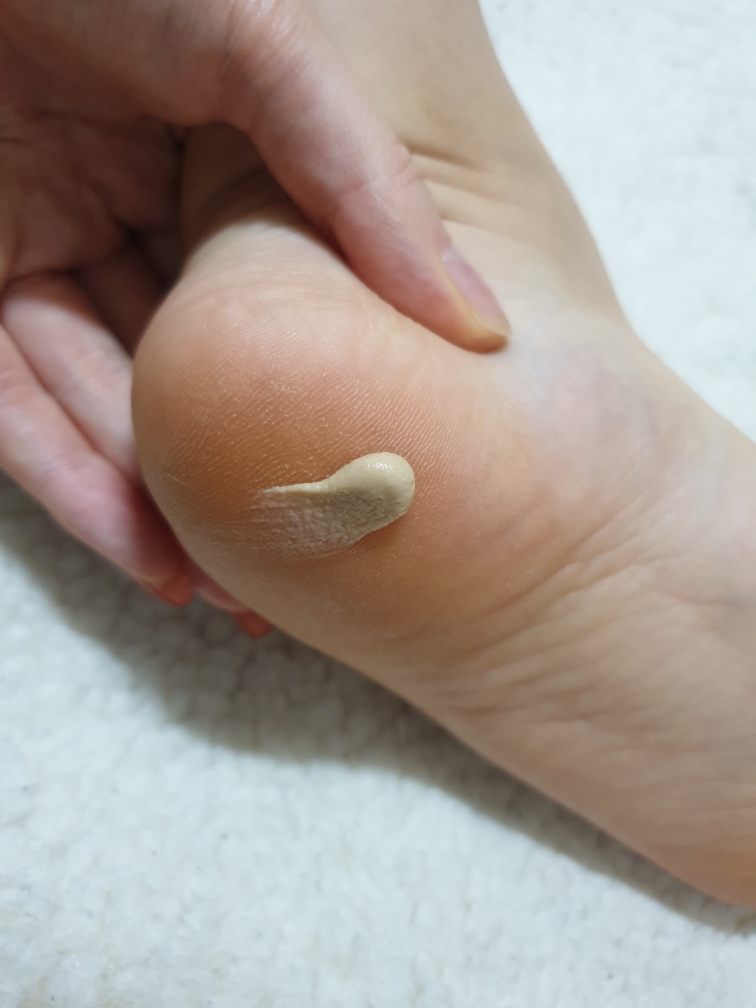 Himalaya foot care cream review image